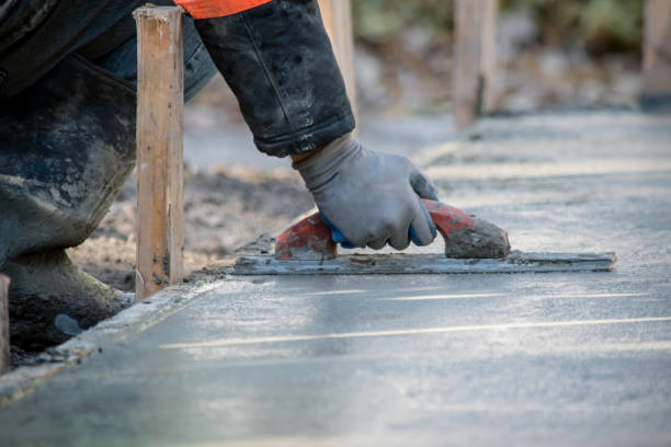 Des Moines, IA Concrete contractor Pros
